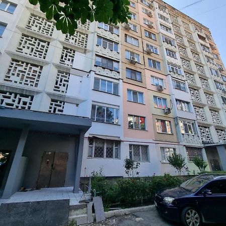 Negruzzi Bd, One Bedroom Apartment 基希讷乌 外观 照片