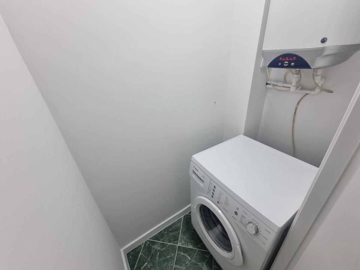 Negruzzi Bd, One Bedroom Apartment 基希讷乌 外观 照片